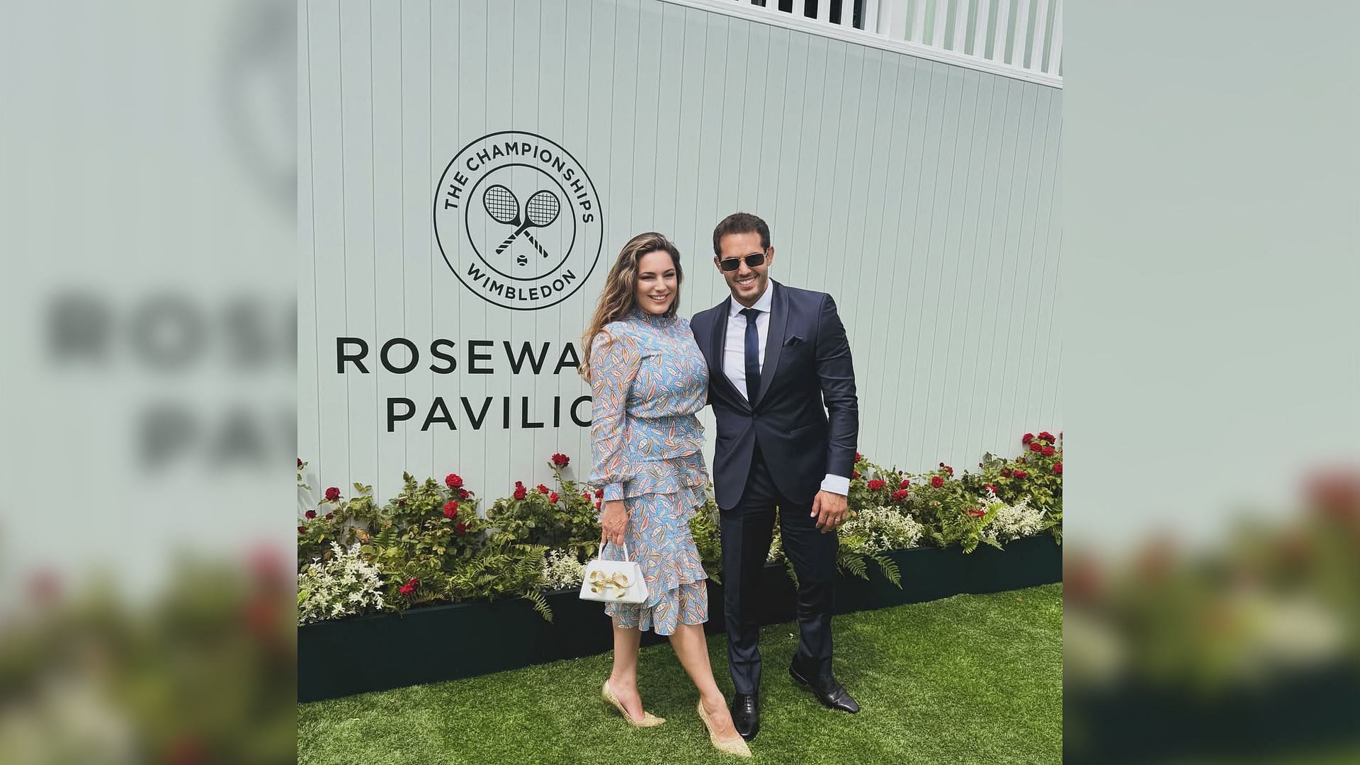Brook looked elegant in her ruffle dress (Image via Kelly Brook Official Instagram)